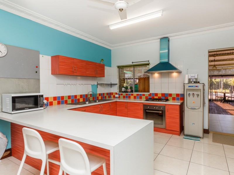 8 Banksia Court, Jandakot WA 6164