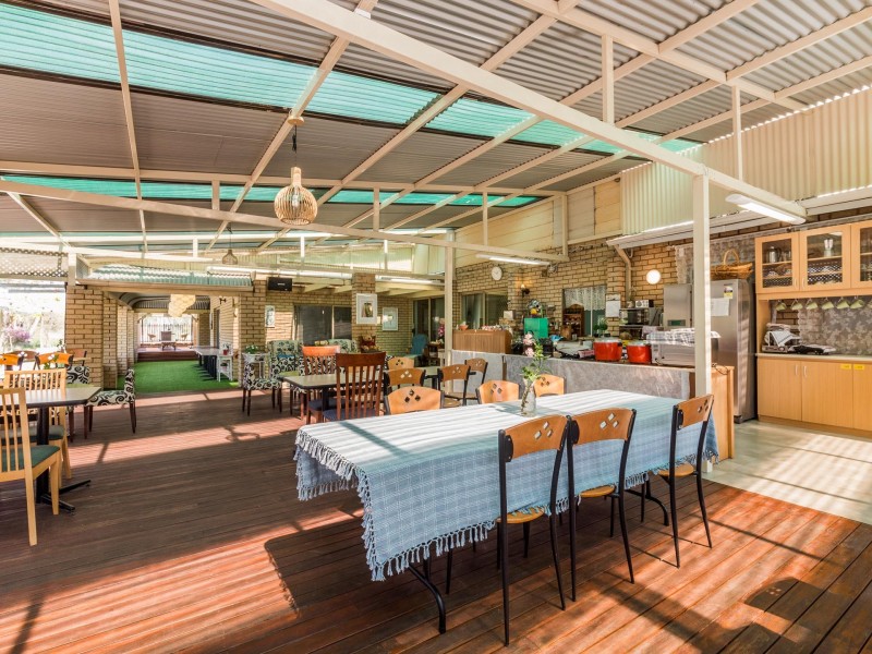 8 Banksia Court, Jandakot WA 6164