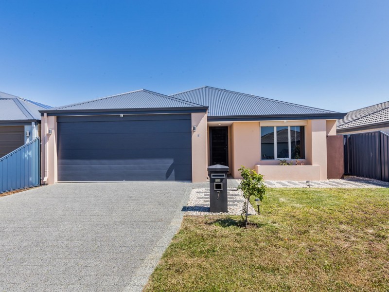 7 Oncidium Way, Seville Grove WA 6112