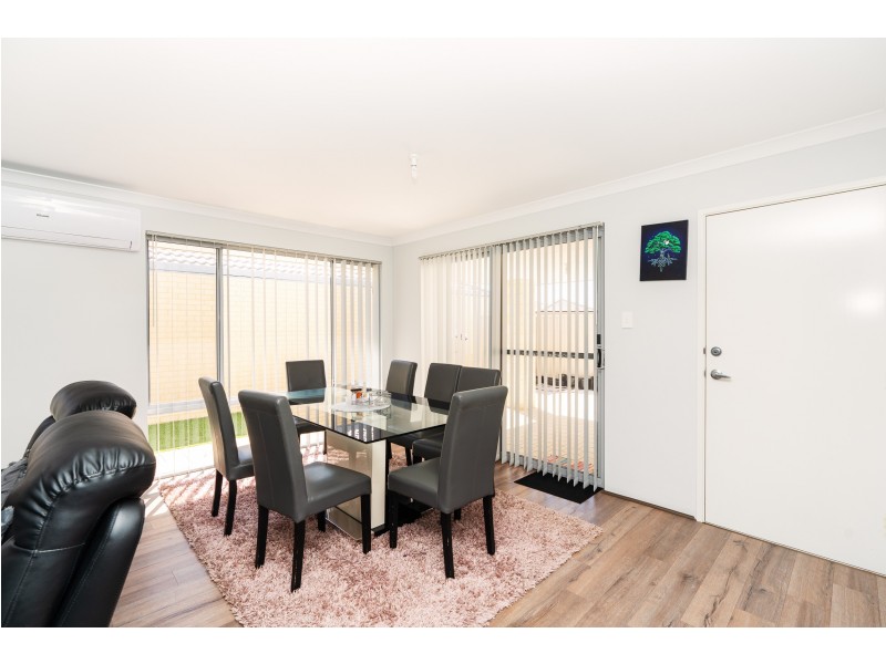 18 Brookdale Way, Meadow Springs WA 6210