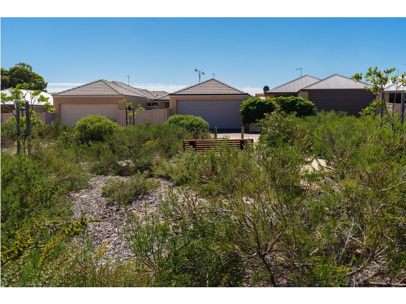 18 Brookdale Way, Meadow Springs WA 6210