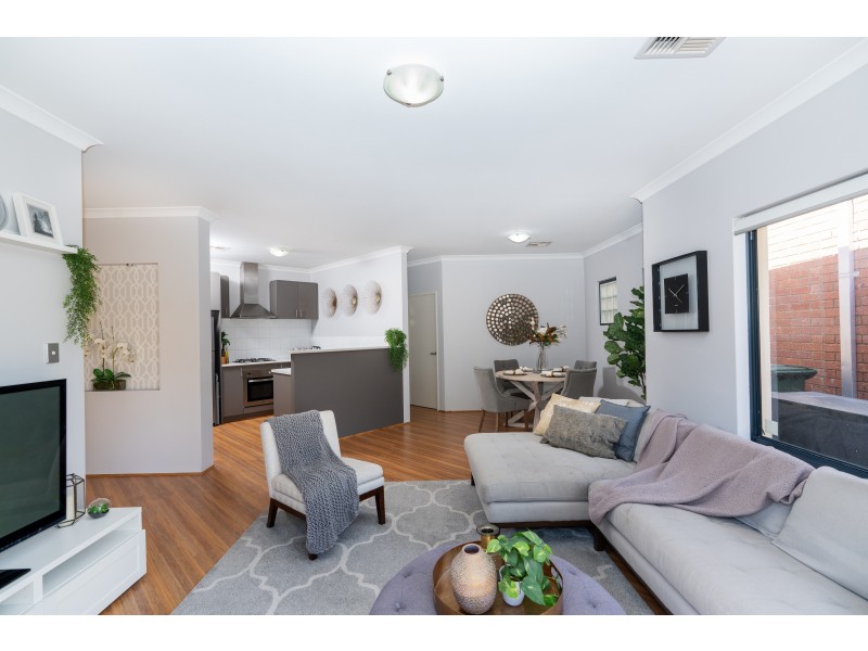 6 Kalangedy Drive, Riverton WA 6148