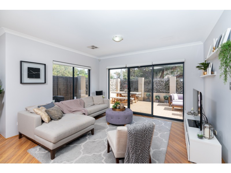 6 Kalangedy Drive, Riverton WA 6148