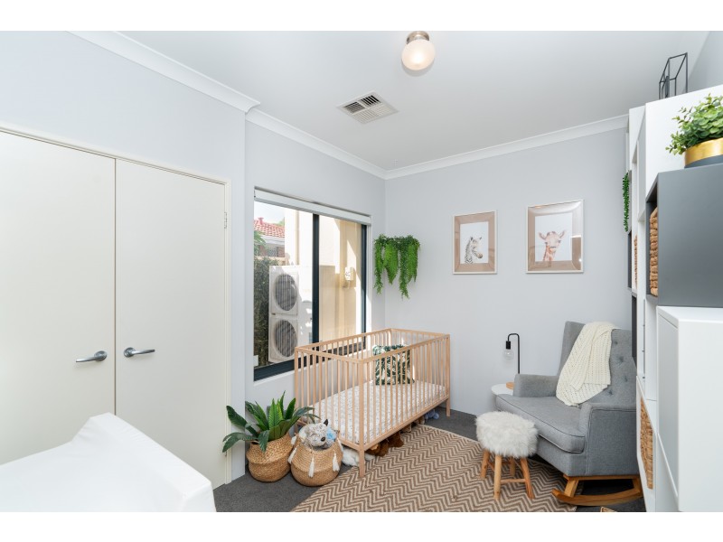 6 Kalangedy Drive, Riverton WA 6148