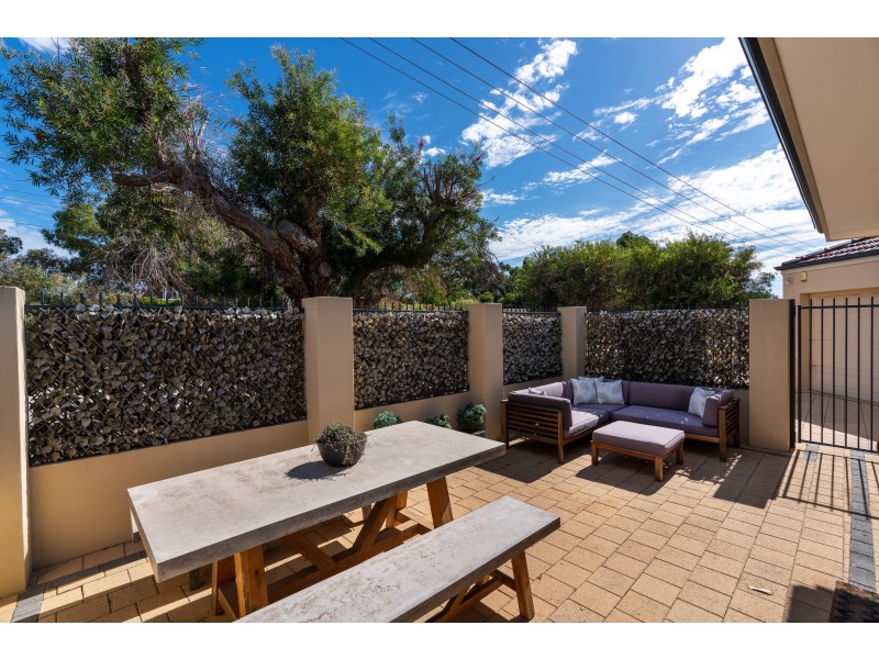 6 Kalangedy Drive, Riverton WA 6148