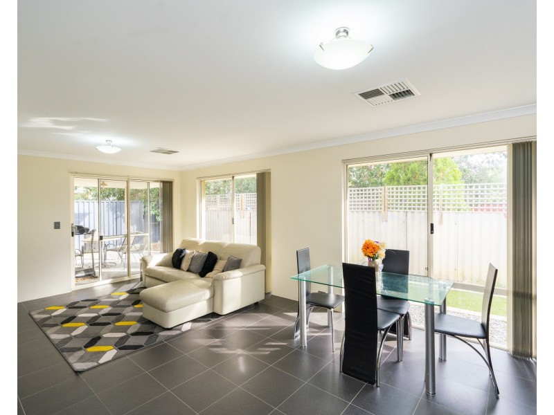 6B Netley Place, Armadale WA 6112