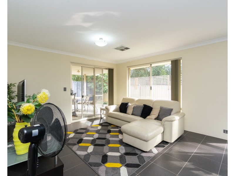 6B Netley Place, Armadale WA 6112
