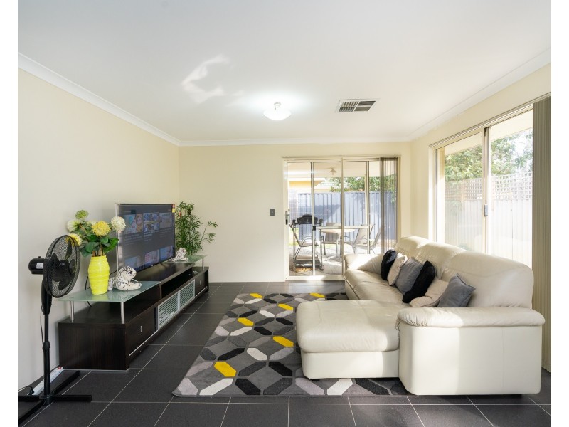 6B Netley Place, Armadale WA 6112