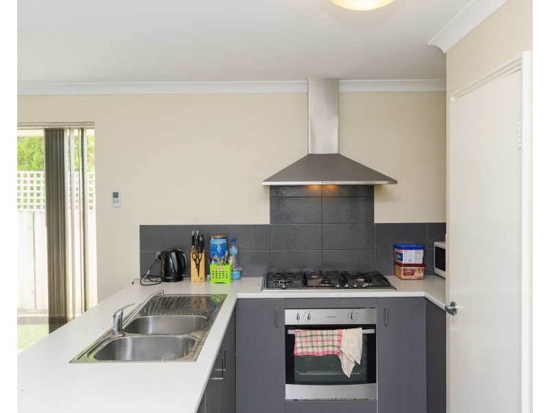 6B Netley Place, Armadale WA 6112