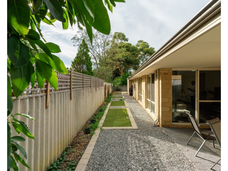 6B Netley Place, Armadale WA 6112