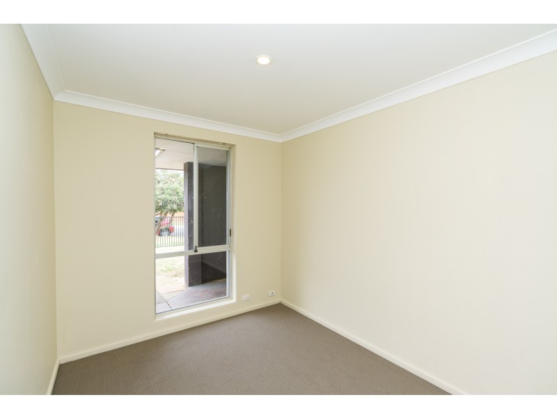 6 Netley Place, Armadale WA 6112