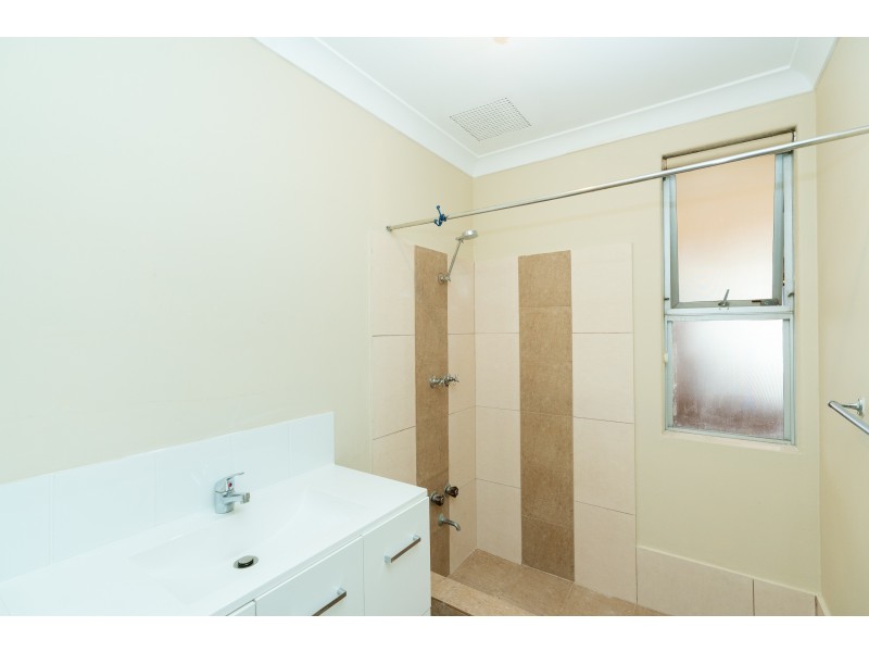 6 Netley Place, Armadale WA 6112