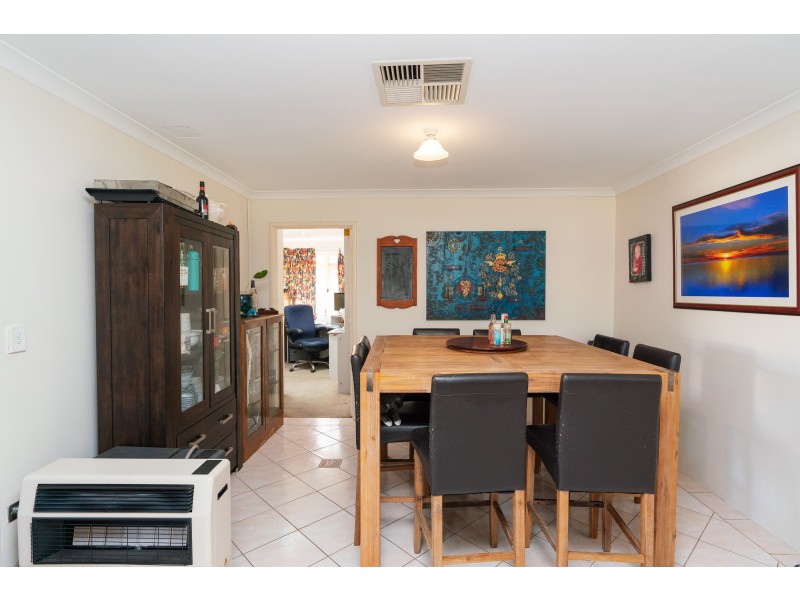 4 Shoalhaven Place, Waikiki WA 6169