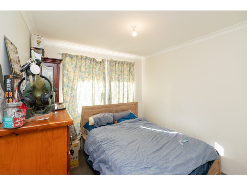 4 Shoalhaven Place, Waikiki WA 6169