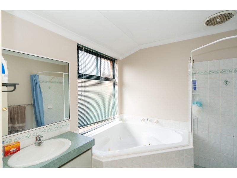 31 Kingia Way, Canning Vale WA 6155