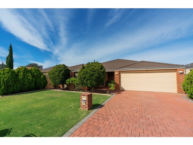 31 Kingia Way, Canning Vale WA 6155