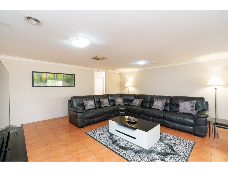 31 Kingia Way, Canning Vale WA 6155