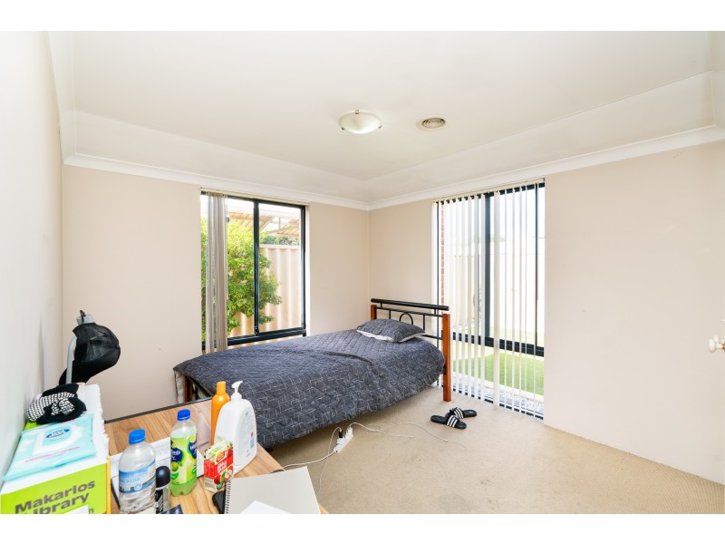 31 Kingia Way, Canning Vale WA 6155