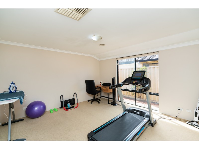 31 Kingia Way, Canning Vale WA 6155