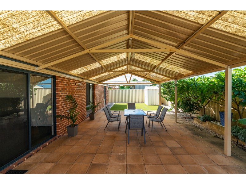 31 Kingia Way, Canning Vale WA 6155