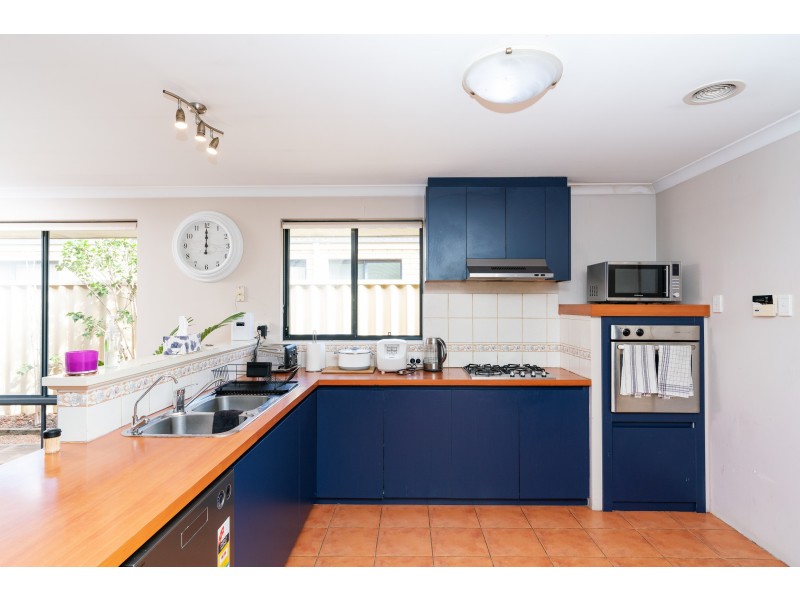 31 Kingia Way, Canning Vale WA 6155