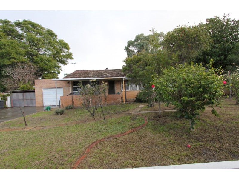 20 Hassett Street, Cloverdale WA 6105
