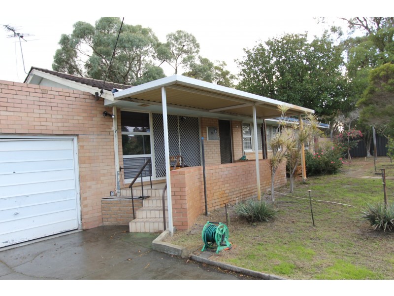 20 Hassett Street, Cloverdale WA 6105