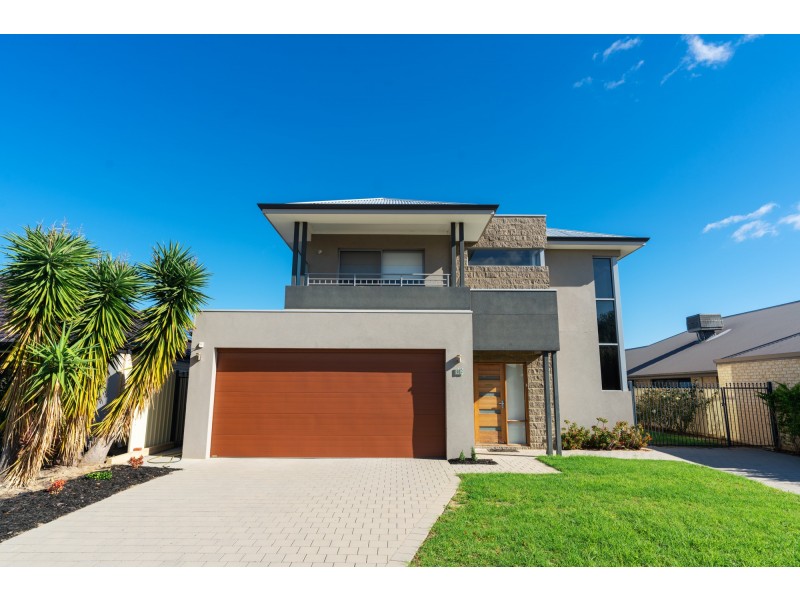 12 Tipperary Bend, Canning Vale WA 6155