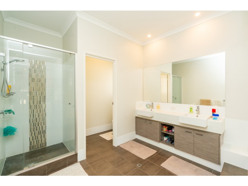 12 Tipperary Bend, Canning Vale WA 6155