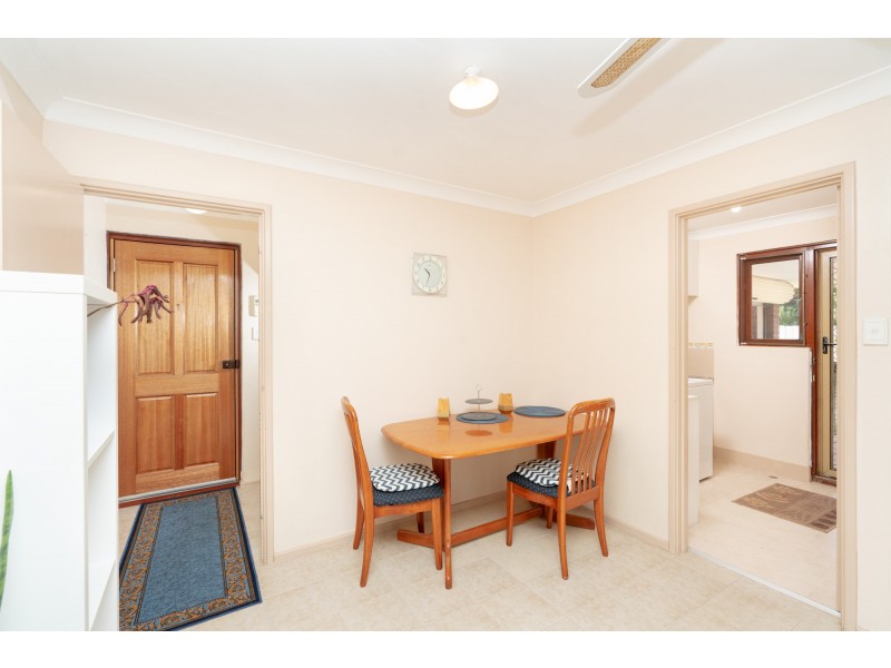 13 Cressida Way, Camillo WA 6111