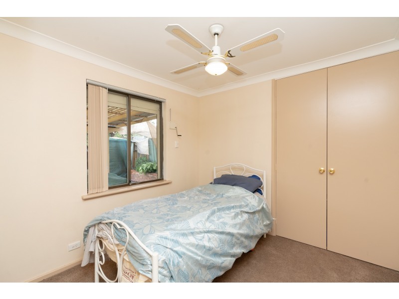13 Cressida Way, Camillo WA 6111