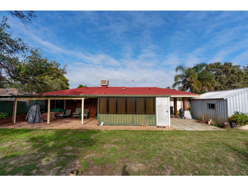 13 Cressida Way, Camillo WA 6111