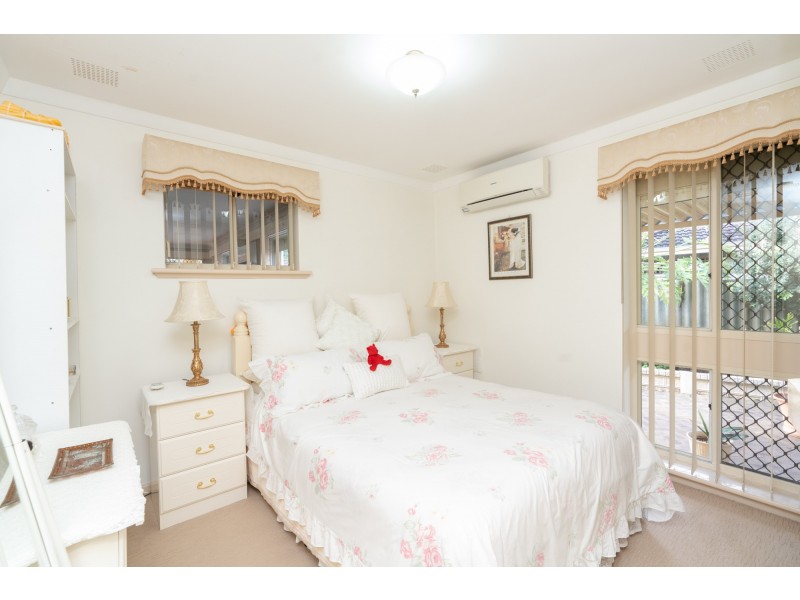 4 Kalangedy Drive, Riverton WA 6148