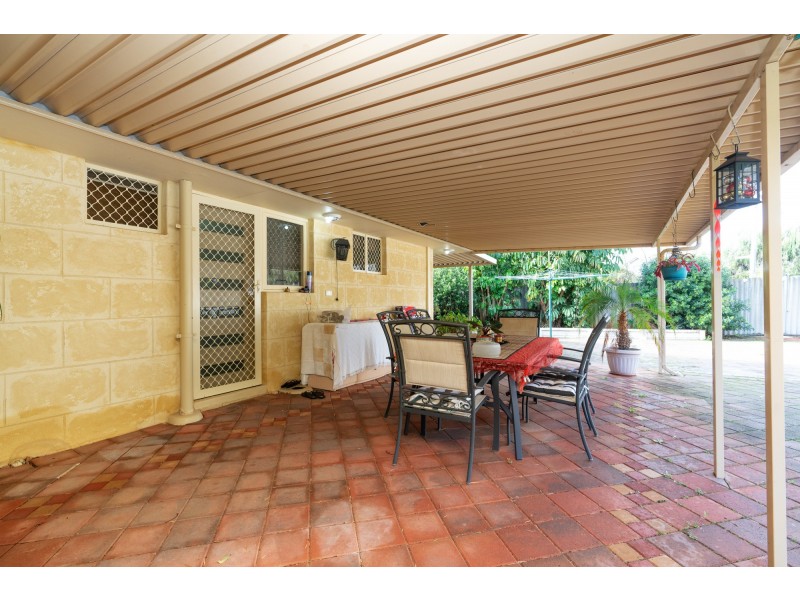 4 Kalangedy Drive, Riverton WA 6148