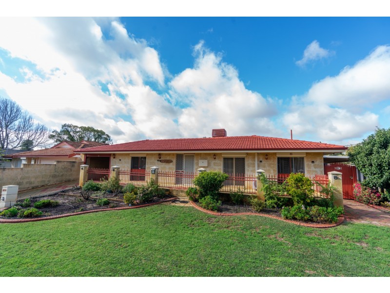 4 Kalangedy Drive, Riverton WA 6148
