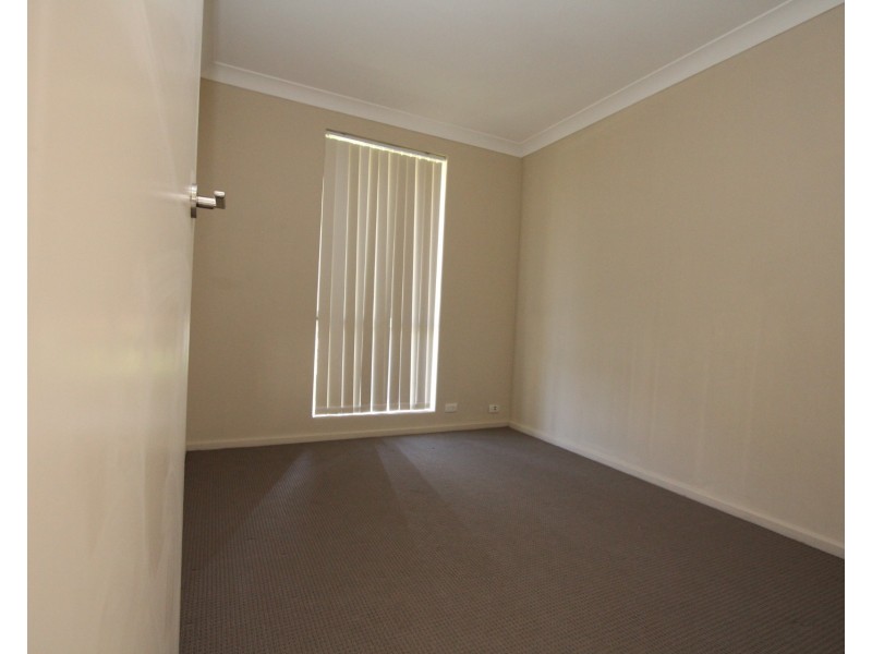 6 Netley Place, Armadale WA 6112