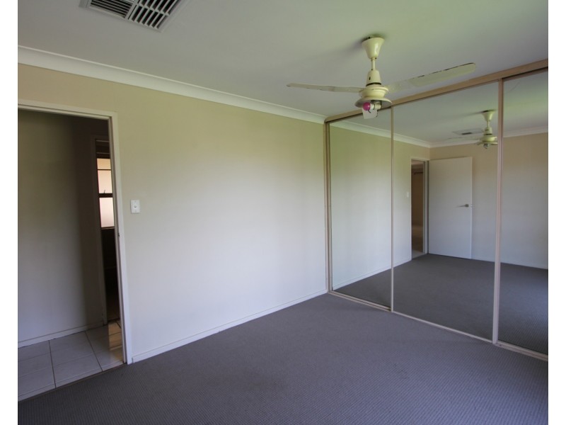 6 Netley Place, Armadale WA 6112