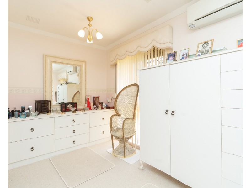 4 Kalangedy Drive, Riverton WA 6148