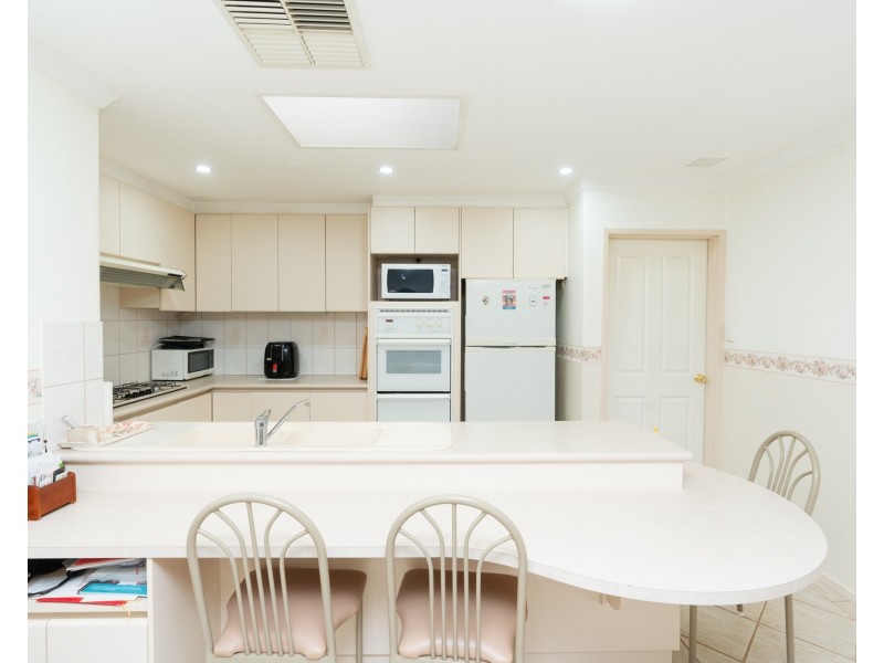 4 Kalangedy Drive, Riverton WA 6148