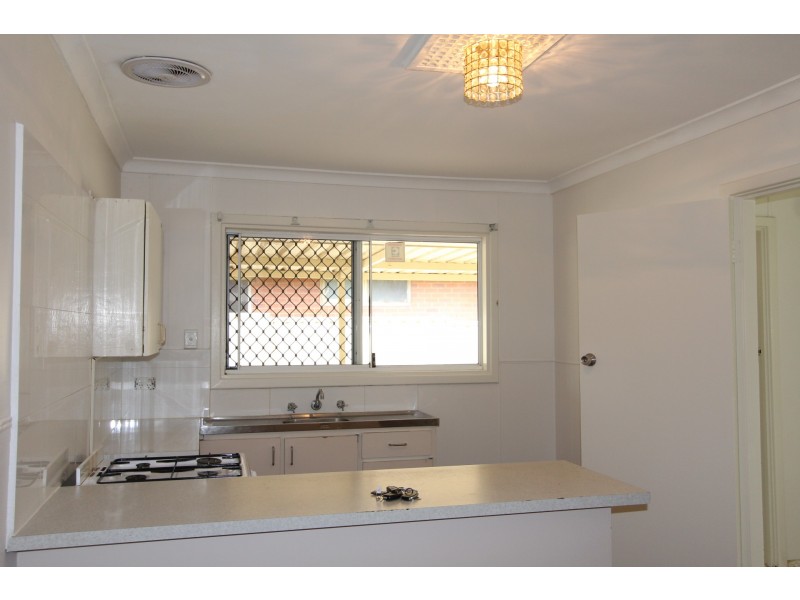 5 Gribble Avenue, Armadale WA 6112