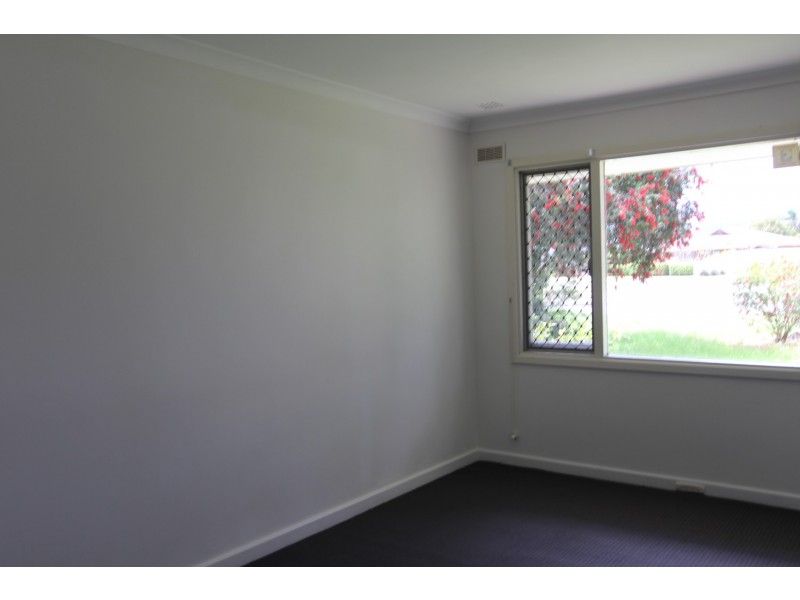 5 Gribble Avenue, Armadale WA 6112