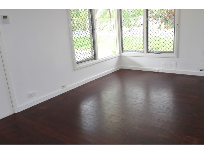 5 Gribble Avenue, Armadale WA 6112