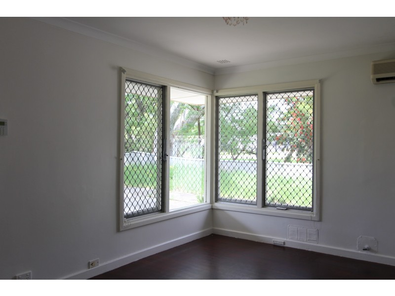 5 Gribble Avenue, Armadale WA 6112