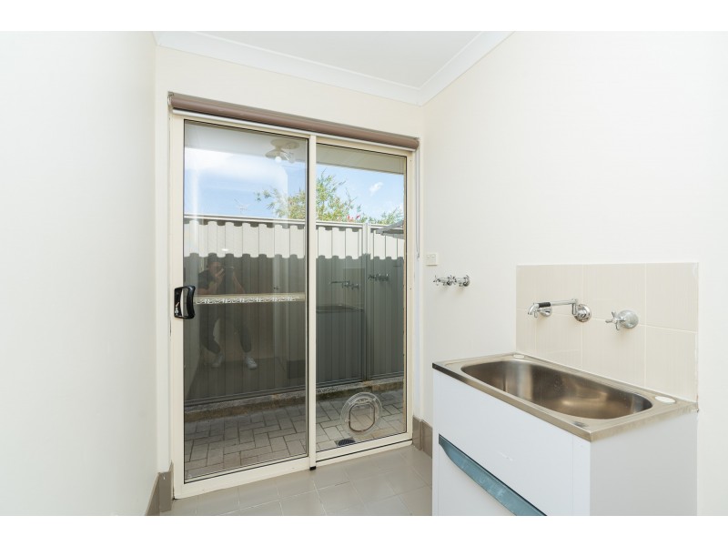 27 Chatham Way, Harrisdale WA 6112