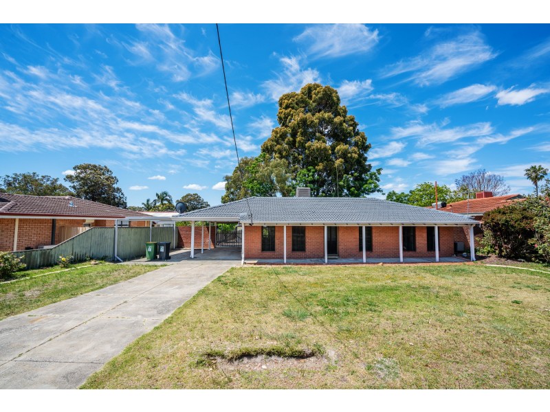 6 Jacobsen Way, Thornlie WA 6108