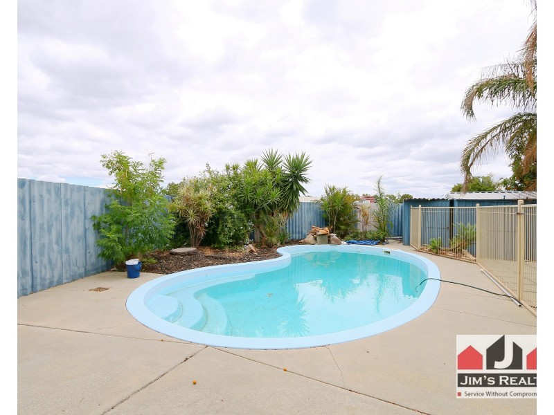 113 Girraween Street, Armadale WA 6112