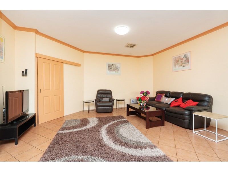 1/24 Tribute Street West, Shelley WA 6148