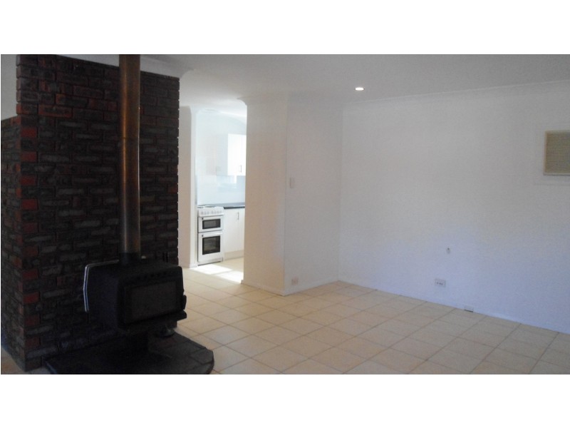 5 Claunelle Road, Armadale WA 6112