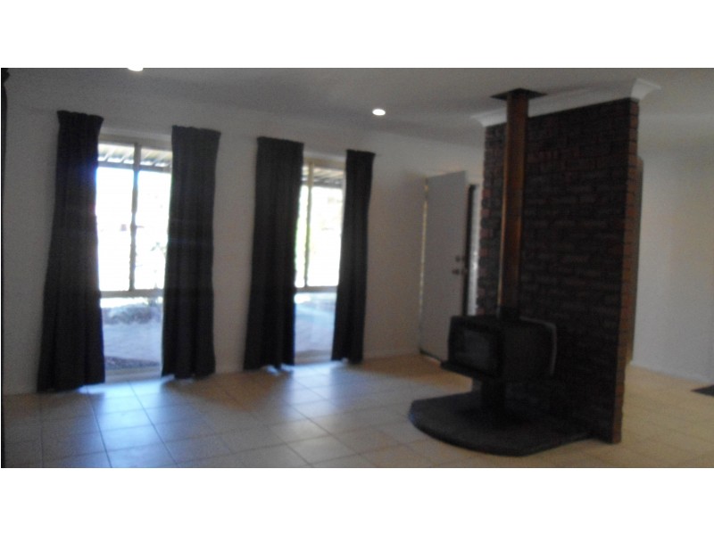 5 Claunelle Road, Armadale WA 6112