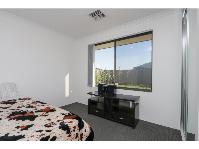 67 Lomond Way, Seville Grove WA 6112